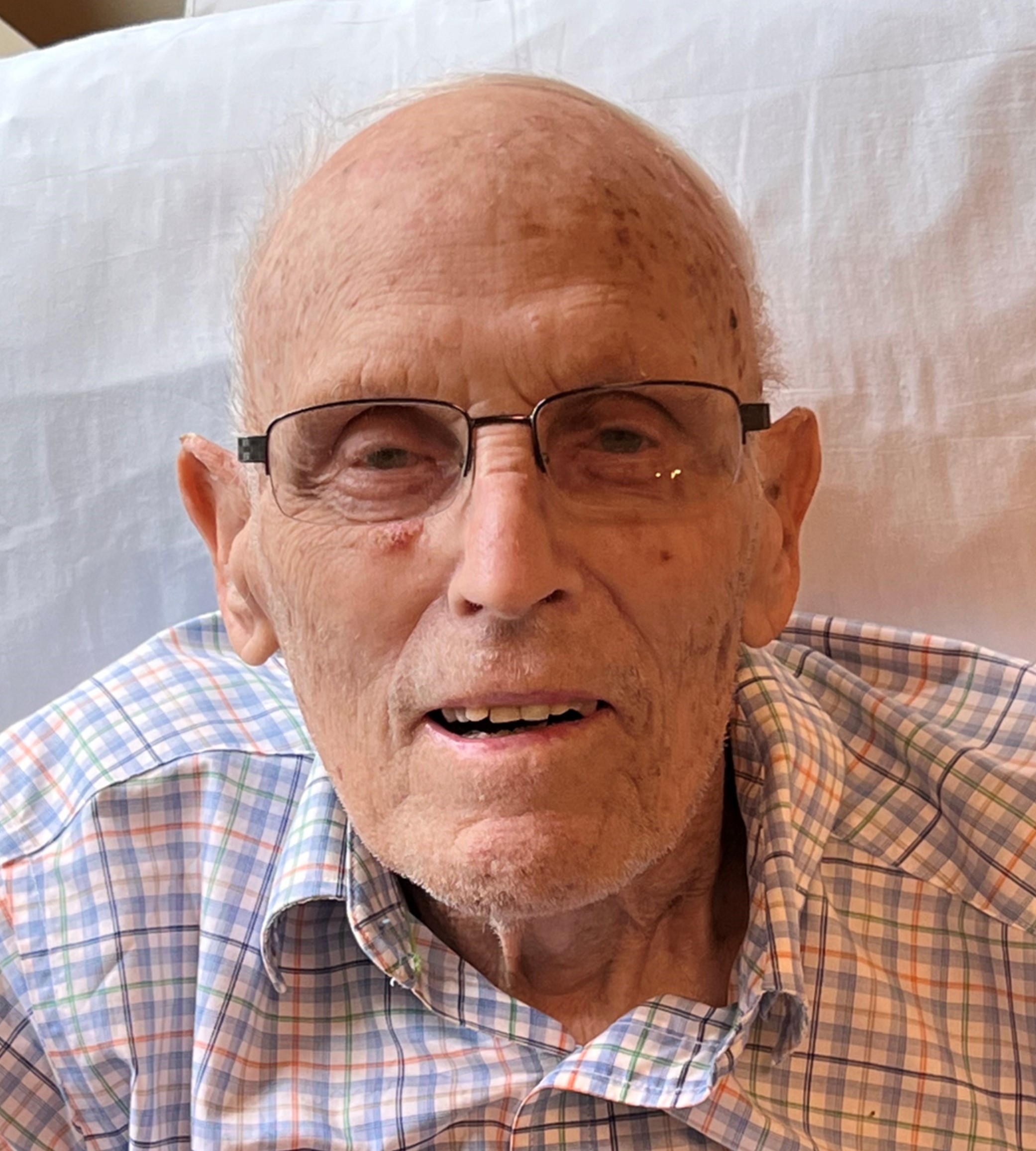 Leonard J. Suessmith age 97